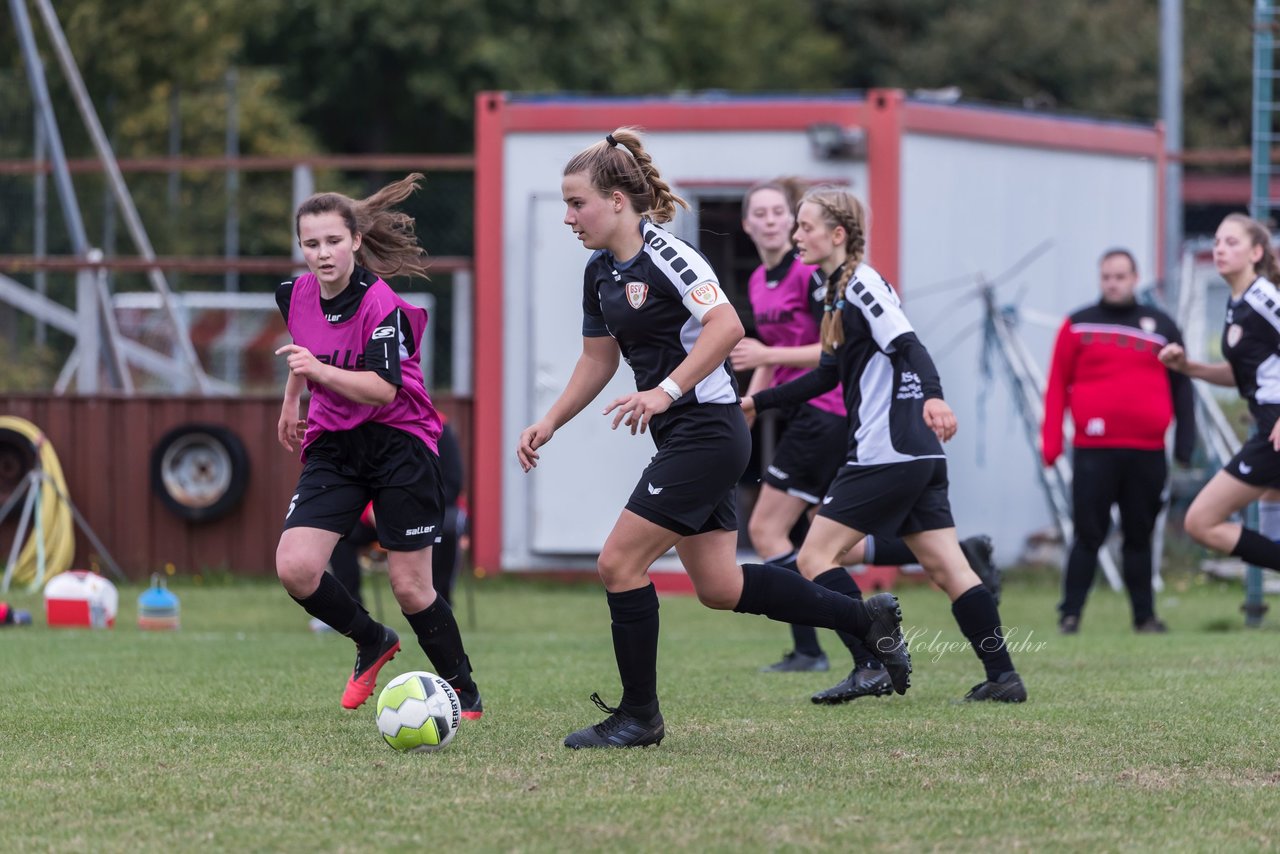 Bild 274 - Frauen Grossenasper SV - SV Steinhorst/Labenz : Ergebnis: 1:3